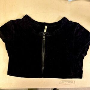 Emma and Sam zip up top